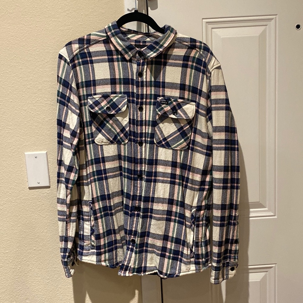 RVCA Flannel w/ pockets
